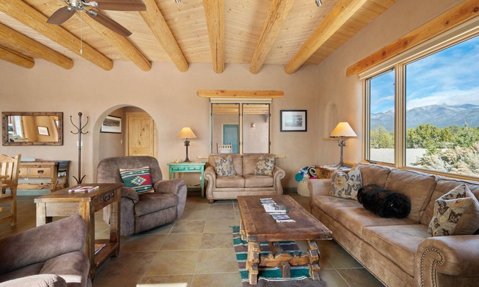 Taos House | Casa Cielo | New Desert Hideaway | Mountain View, Custom Décor, Hot Tub