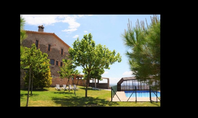 Casserres House | Casa Cisero - Newly renovated villa with pool & lots of activities