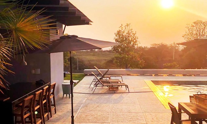Itu House | Casa com piscina aquecida e churrasqueira em Itu