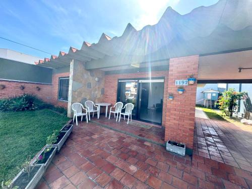 Xangri-La House | Casa completa em Xangri-Lá 3 quartos Perto de tudo!