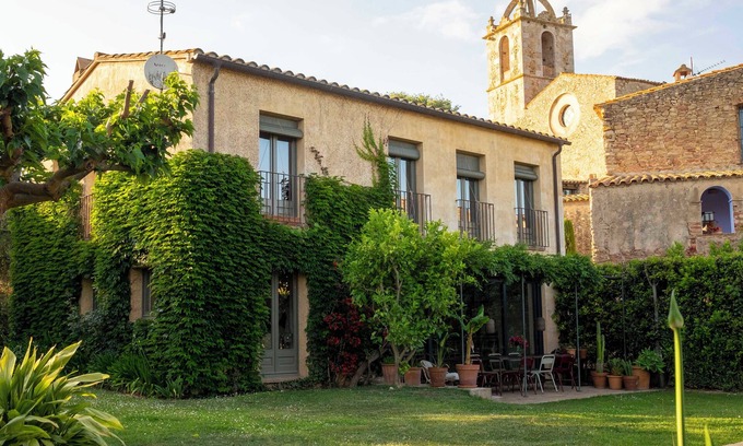 Llofriu House | Casa con Encanto en la Costa Brava/Empordà