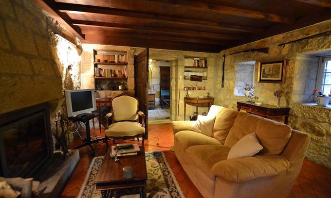 Medelo Hotel | Casa das Paredes