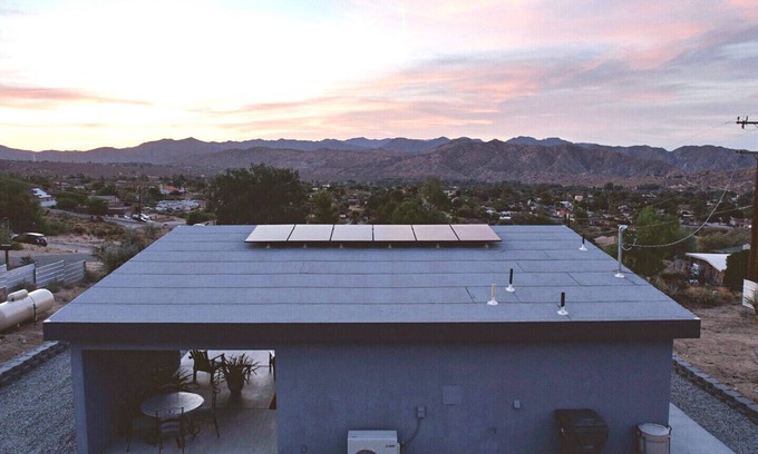 Morongo Valley House | Casa de Azul - Modern Desert Retreat w/MTN VIEWS