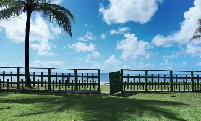 Parafuso House | Casa de Gente Feliz Guarajuba, swimming pool, sauna, 6 suites on the sand