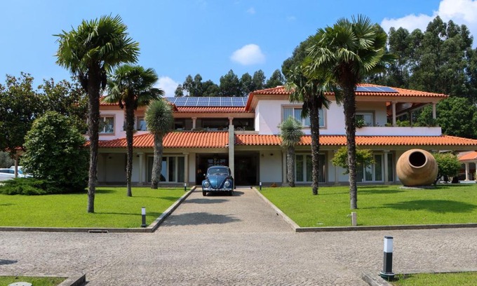 Mosteiro House | Casa de Lamaçais