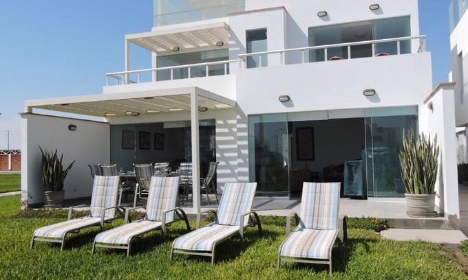 Pisco House | Casa de Playa -Paracas