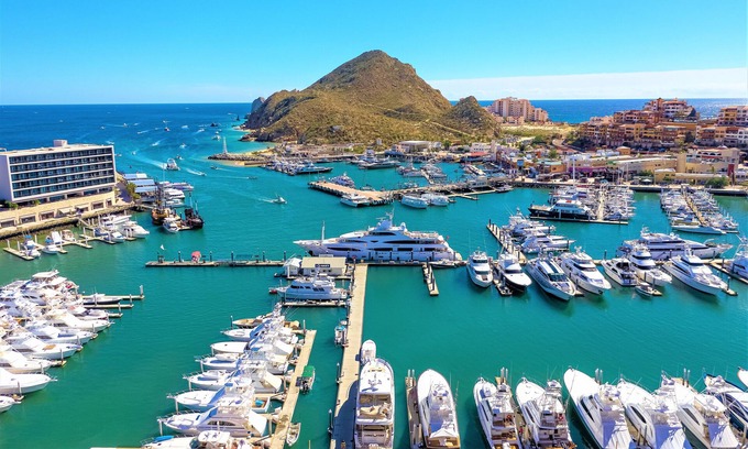 Centro Condo | Casa Deakins is Amazing & Best Location on The Marina