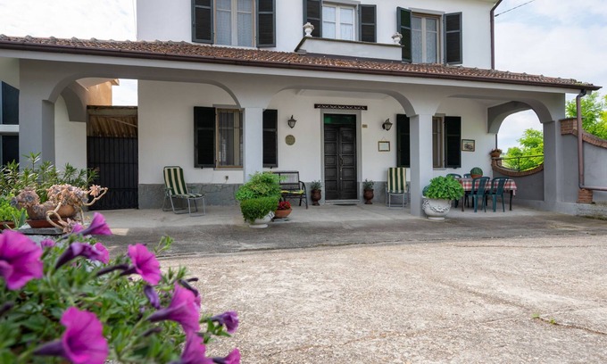 Isola d'Asti House | Casa della Peschiera by Interhome