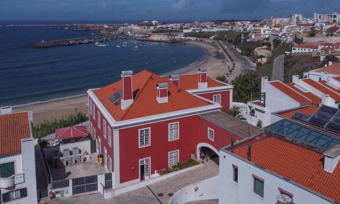 Sines House | Casa do Médico de São Rafael
