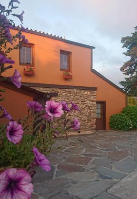 Begonte House | Casa Dos Nenos
