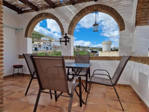 Iznate House | Casa El Banco