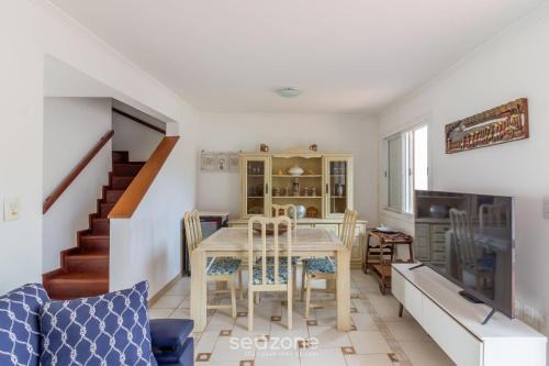 Pero Apartment | Casa em Cabo Frio a 200m da praia ADP001