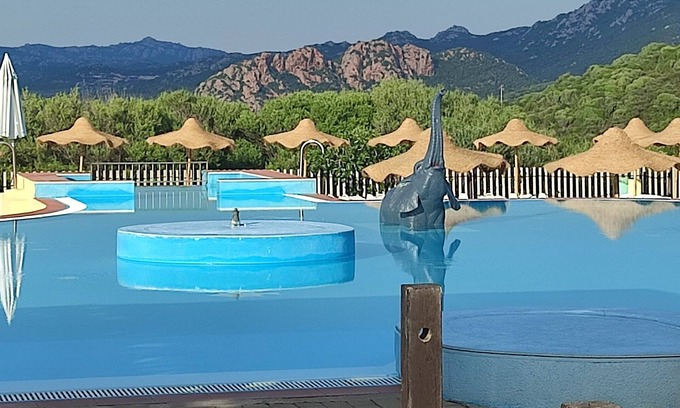 Paduledda Apartment | Casa Escondida, large veranda with sea and sunset view, 2 minutes from Isola Rossa