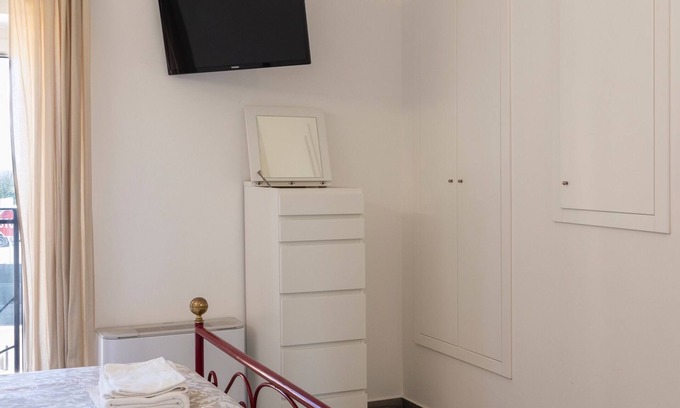 Civitanova Marche Apartment | Casa Faubert civitanova marche, 20 mt from the sea, pets allowed.
