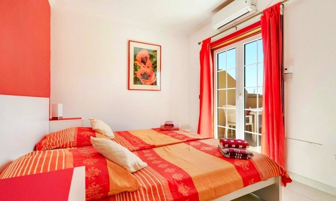 Las Rosas House | Casa Golfin - colorful house with large terrace in the sunny south