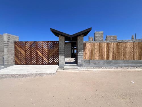 Vichayito Villa | Casa Illari- Casa de playa en Vichayito by WiroHouse
