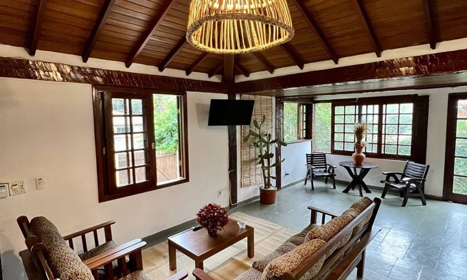 Portal da Ferradura House | Casa Inteira Exclusiva no Centro de Búzios - Próximo à Rua das Pedras