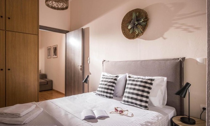 Spilion House | Casa Irini