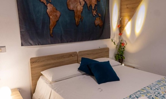 Caccamo Villa | Casa Lachesi: Double Room Jacuzzi, Sauna and seasonal pool