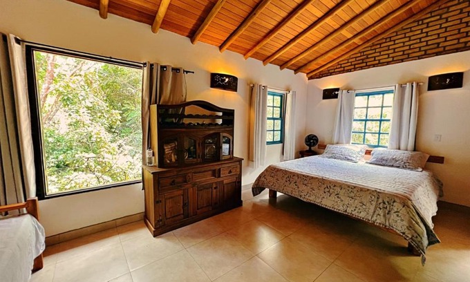 Lencois House | Casa Lipe & Rafa Linda casa com árvores