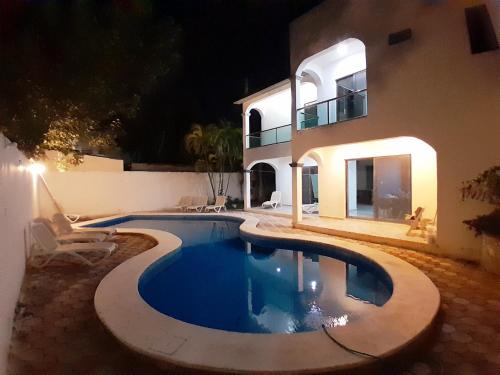 Ejidal Villa | Casa los fundadores 24 7 Security Private Pool Service Included