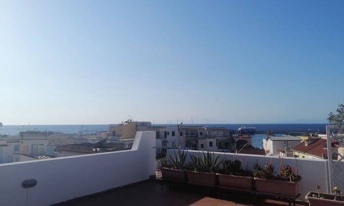 Casamicciola Terme Apartment | CASA LUCIA ISCHIA CASAMICCIOLA