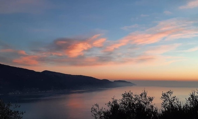Oldesio Apartment | Casa Maffei TOP apartment 1, floor 2, balcony with fantastic lake view, parking