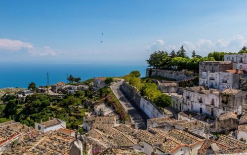 Monte Sant'Angelo House | Casa MaLù 17 Cin I T 0 7 1 0 3 3 B 4 0 0 0 8 8 3 3 2