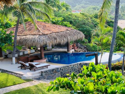Troncones Bed & Breakfast | Casa Manzanillo - Point Room - Ocean Front Room at Exceptional Beach Front Location