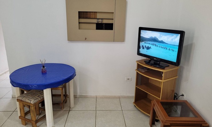 Vila Clais House | Casa na Praia da Enseada em Bertioga! Ótima Localização, a 5 min a pé da Praia!