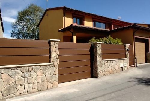 San Martin del Pimpollar House | Casa Navarenas