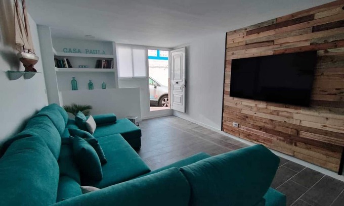 Las Playitas House | Casa Paula, in a small and quiet seaside village