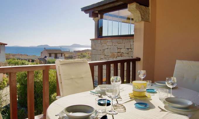 Baia Caddinas Apartment | Casa Pitti 200m From The Beach, Golfo Aranci, Italy