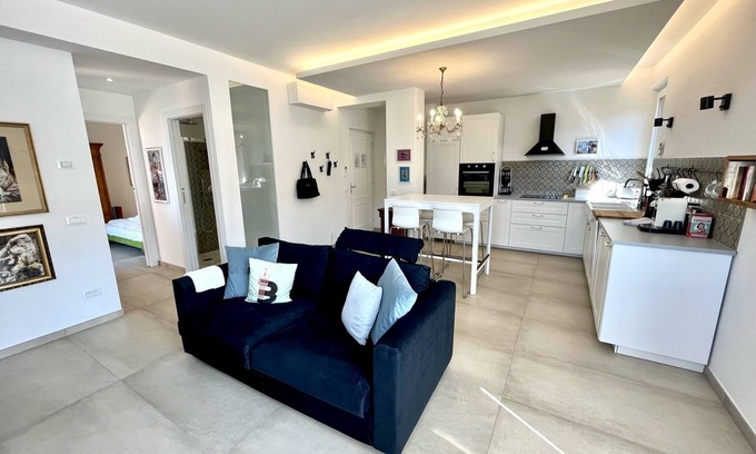 Torri del Benaco Apartment | Casa prima gardenia - quiet and central