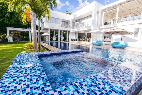 Melgar Villa | Casa Quinta Carmen de Apicala