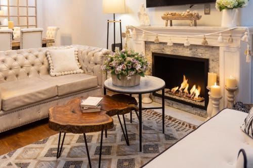 Salamanca House | Casa Ramos Salamanca - Airport pick up and drop off service - Homestay