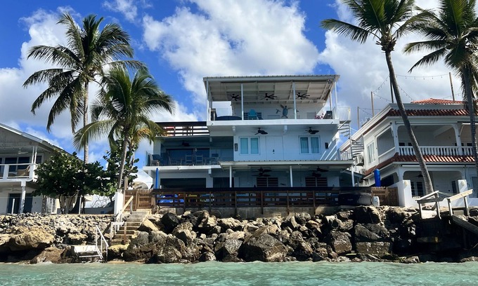 Stella Apartment | Casa Riptides Direct Oceanfront Oasis with Rooftop! Perfect Beach house