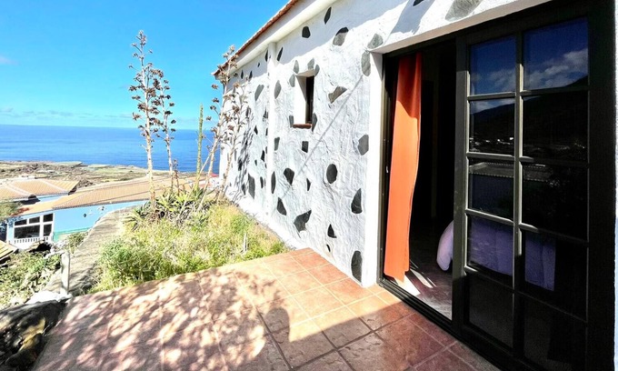 Los Llanillos Cottage | Casa rural, BBQ Wifi, inolvidable vista a Oceano