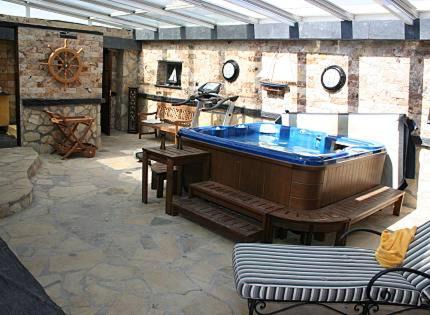 Ciruelas House | Casa rural EL CASTILLO DE CIRUELAS