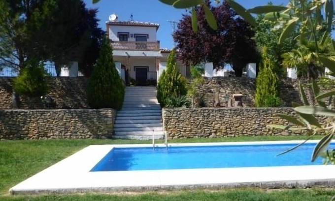 Ronda Cottage | Casa Rural Los Morales, private pool, free WiFi, BBQ, 5km from Ronda.