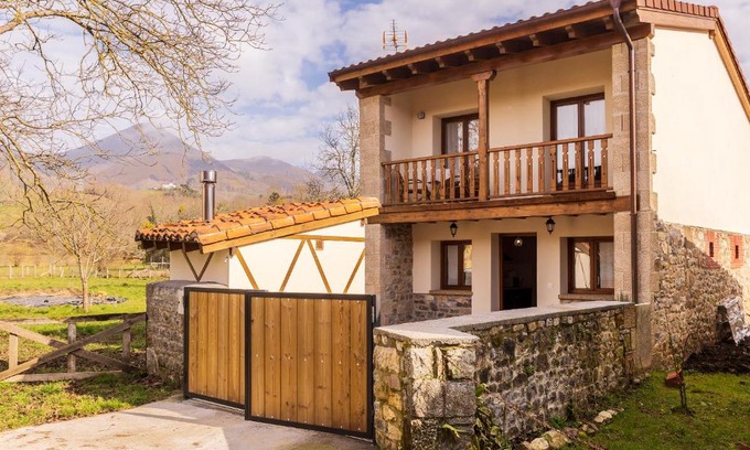 Mestas de Con Apartment | Casa Rural Picu Llagos
