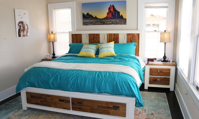 Carlsbad House | Casa Rustica - Centrally located, Carlsbad Caverns