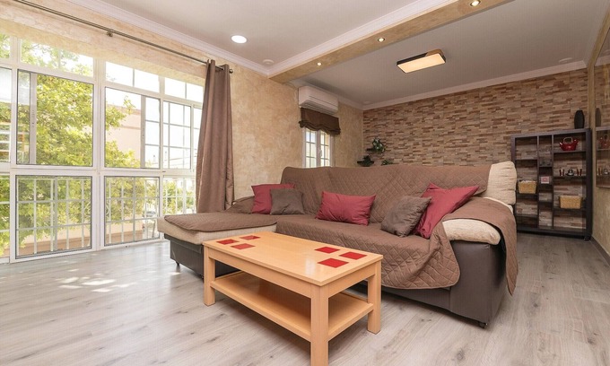 San Fernando Apartment | Casa Sarco - Apartment In San Fernando. Free Wifi