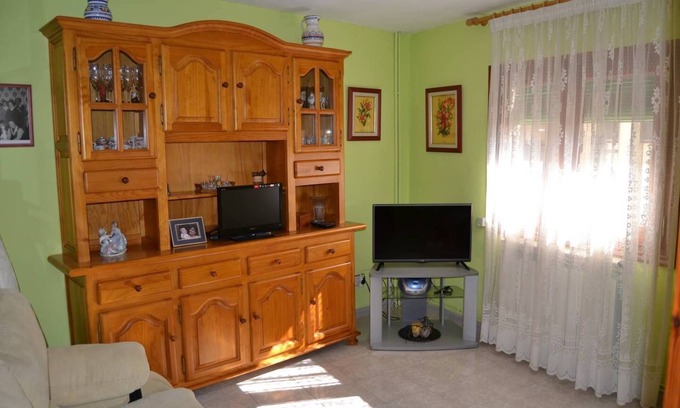 Adahuesca Cottage | Casa Sariñena for 6 people