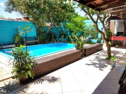 Praia dos Sonhos House | CASA SERENA - Piscina, Wi-fi e Conforto bem pertinho da praia
