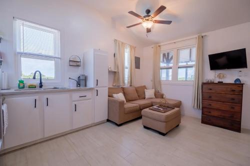 Caye Caulker Apartment | Casa Sirena Belize! Studio 2