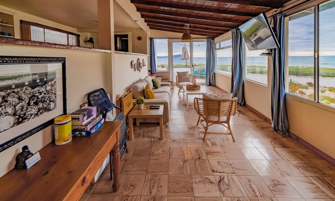 Valle Dorado House | CASA SOL - Closest to the Sand