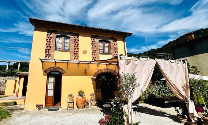 Massarosa House | Casa Sole in Massarosa,Pool,garden, barbecue,Air conditioning, near the village.