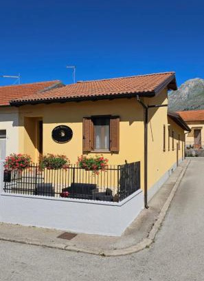 Forme House | Casa vacanze La Commare
