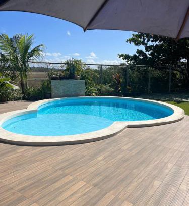 Arembepe House | Casa verde praia do Piruí 100 mts da praia 750 mts de área privativa